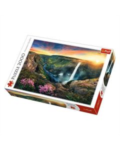 Trefl puzzle 2000 db - Haifoss vízesés, Izland