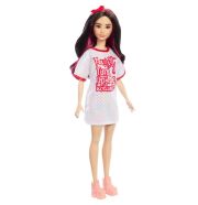 Barbie Fashionista barátnők stílusos divatbaba - 65. évfordulós baba oversized pólóruhában
