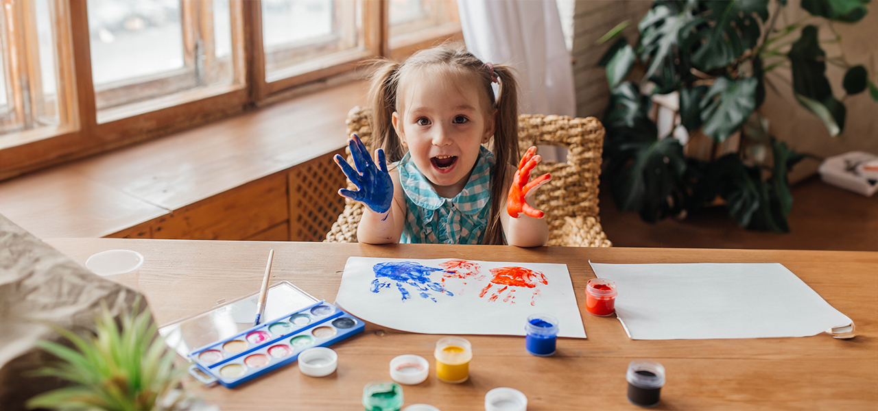 A művészet napja: művészi játékok gyerekeknek 